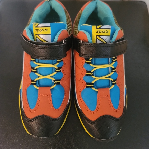 K Sport Sneakers - Picture 2 of 5